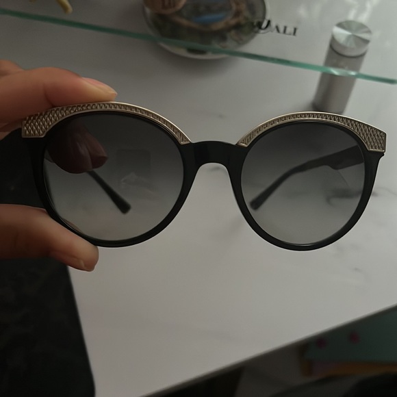 Versace Women Fashion Sunglasses - Picture 11 of 11